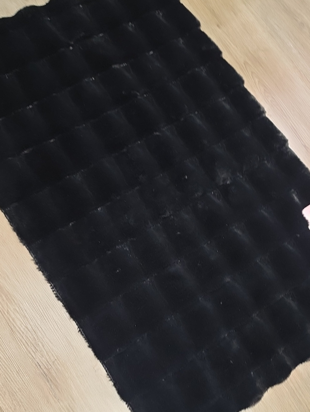Paris Hilton Ruffle Carved Faux Rabbit Fur Accent Rug- Black - Picture 4 of 7